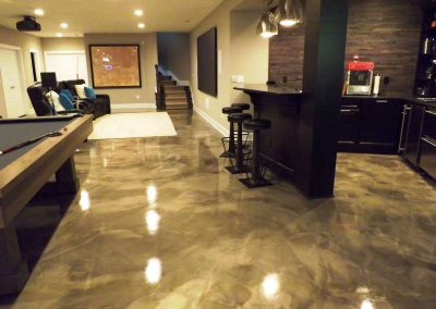 Metallic epoxy floor